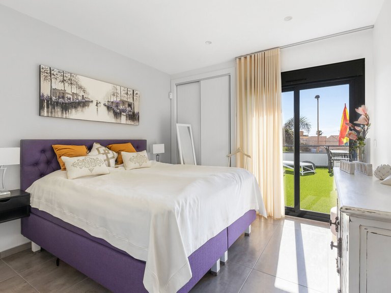 Villa for Sale in Costa Blanca Torrevieja, Alicante 20
