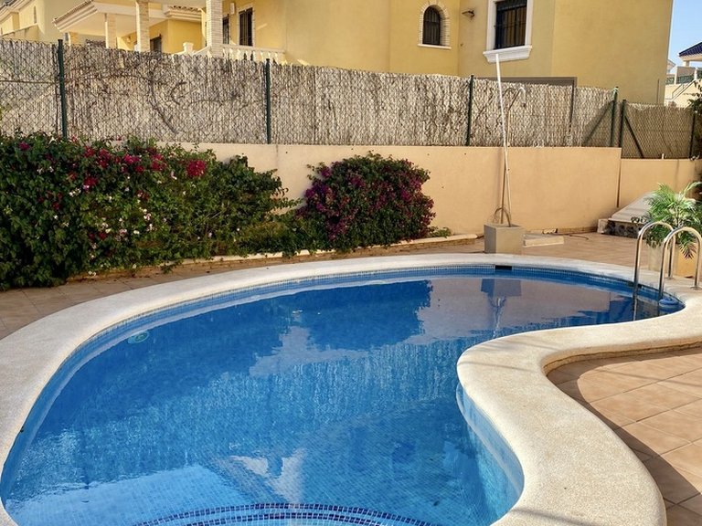 Town House for Sale in Costa Blanca Villamartin, Alicante 2