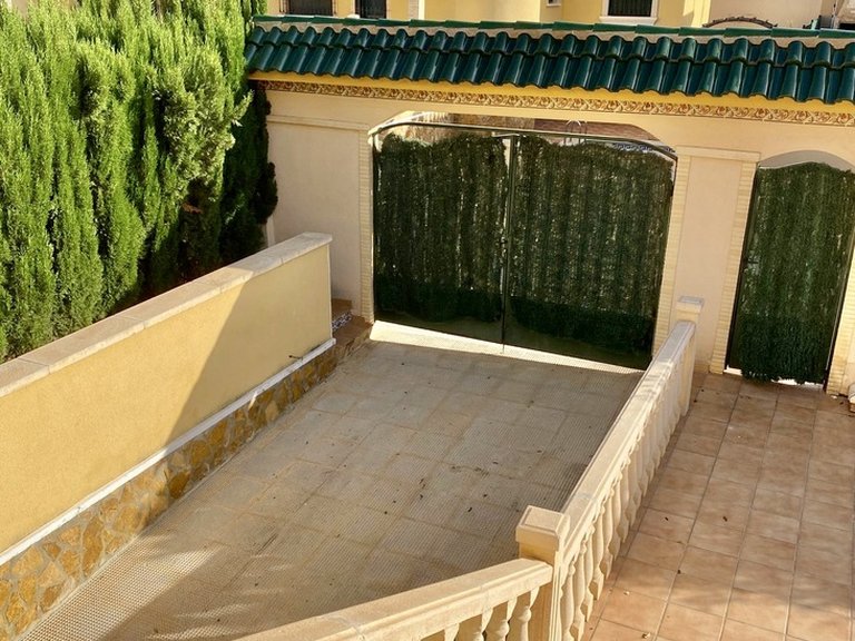 Town House for Sale in Costa Blanca Villamartin, Alicante 23