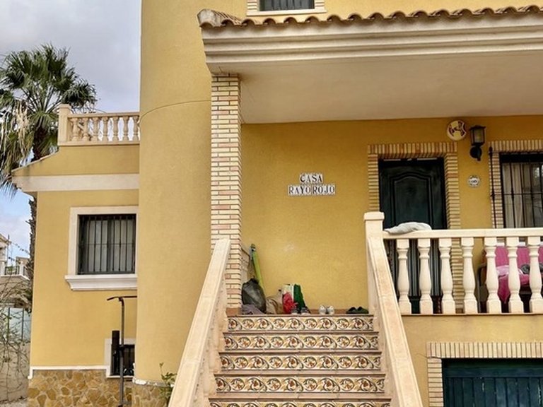Town House for Sale in Costa Blanca Villamartin, Alicante 34