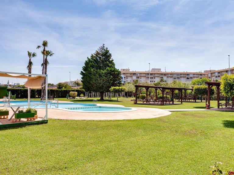Villa for Sale in Torrevieja, Alicante 25