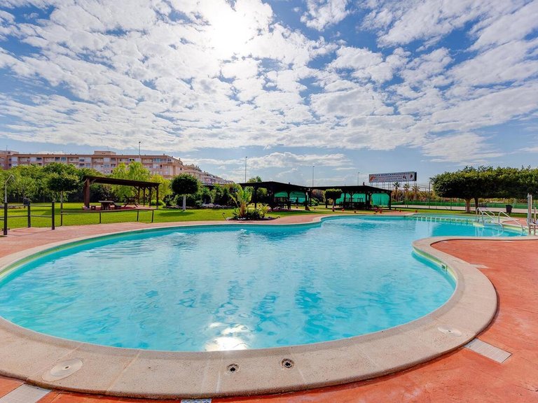 Villa for Sale in Torrevieja, Alicante 32