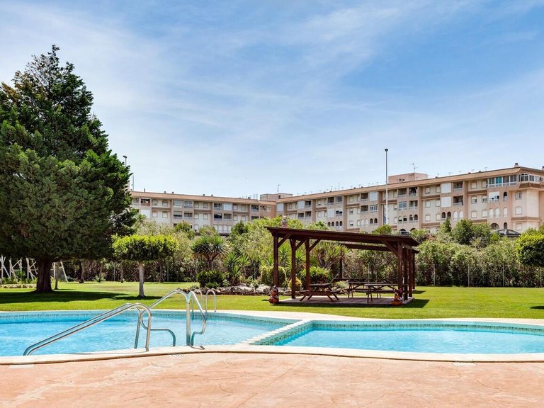 Villa for Sale in Torrevieja, Alicante 33