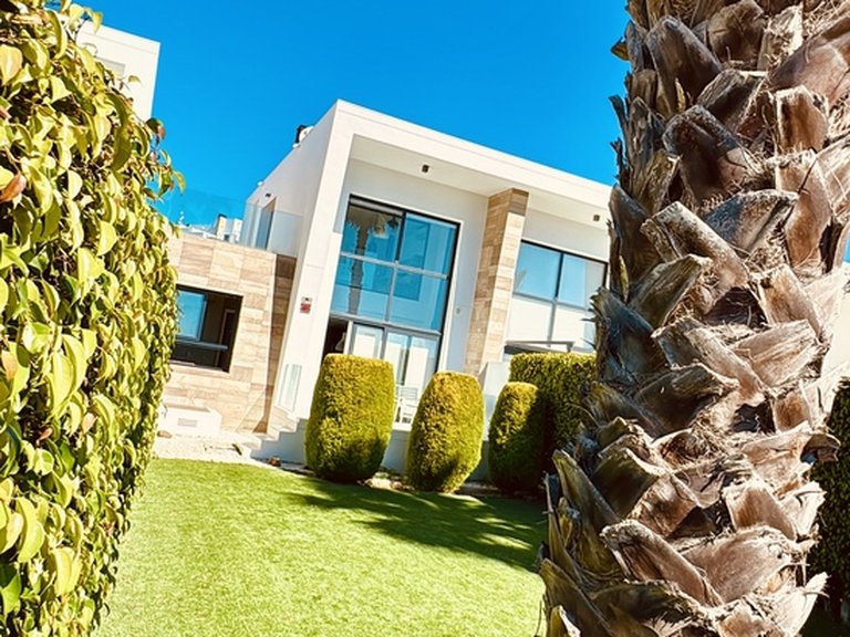 Town House for Sale in Costa Blanca Orihuela Costa, Alicante 31