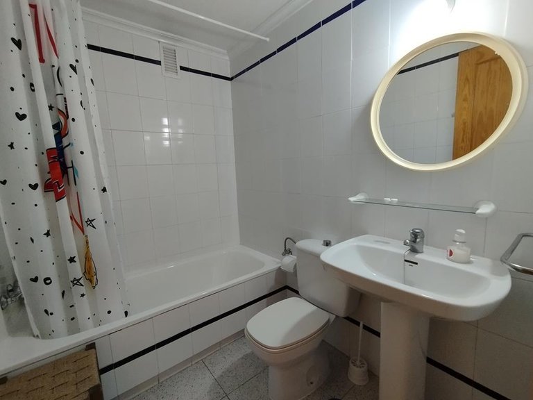 Apartment for Sale in Torrevieja, Alicante 32