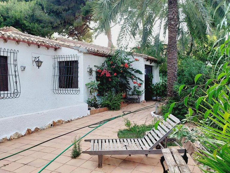 Villa for Sale in Costa Blanca Orihuela Costa, Alicante 3