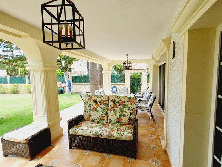 Villa for Sale in Costa Blanca Orihuela Costa, Alicante 9