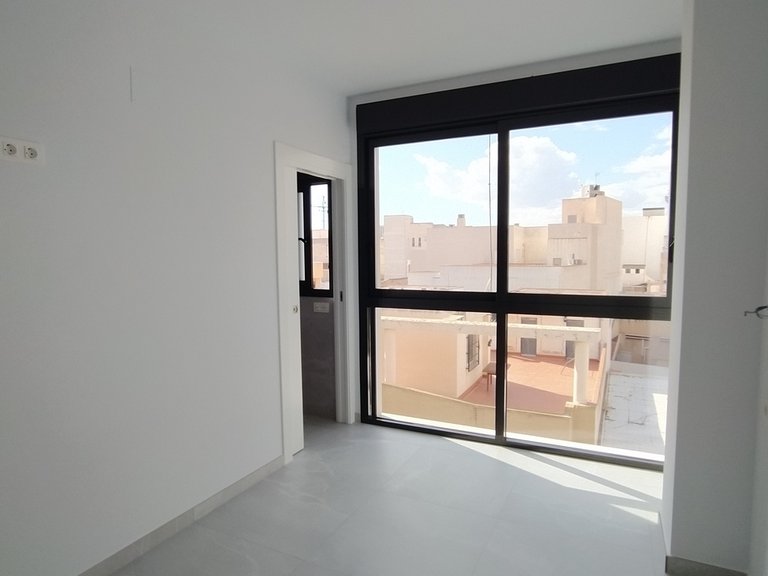 Apartment for Sale in Costa Blanca Torrevieja, Alicante 24