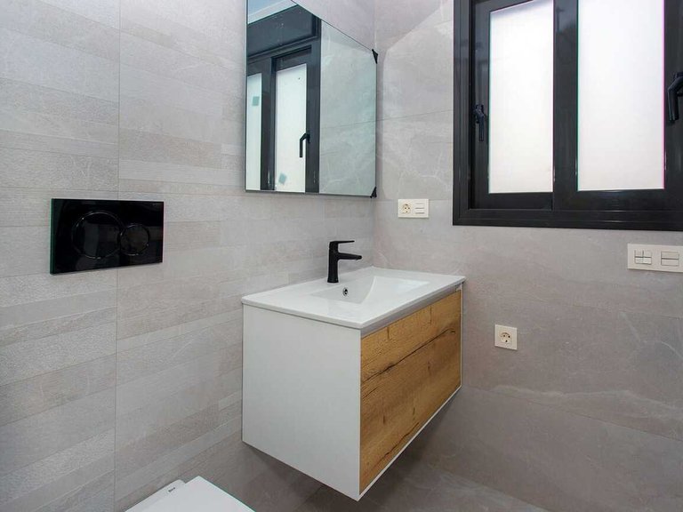 Apartment for Sale in Costa Blanca Torrevieja, Alicante 29