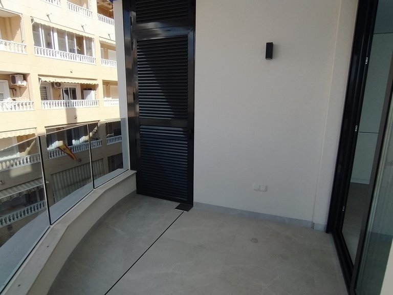 Apartment for Sale in Costa Blanca Torrevieja, Alicante 47