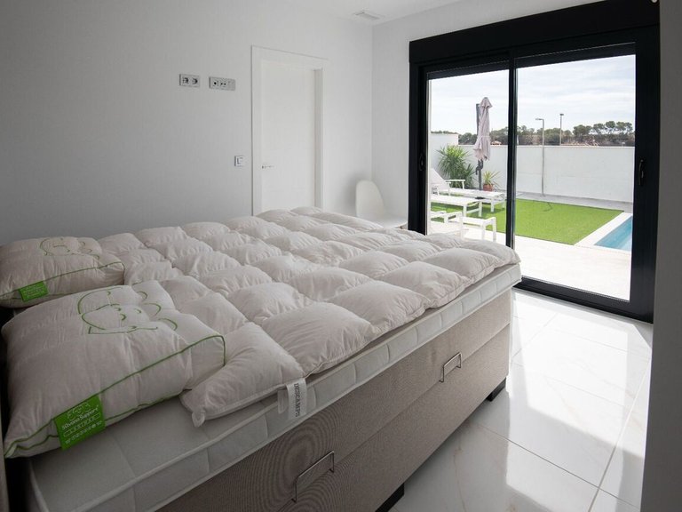 Villa for Sale in Inland Pinar De Campoverde, Alicante 21