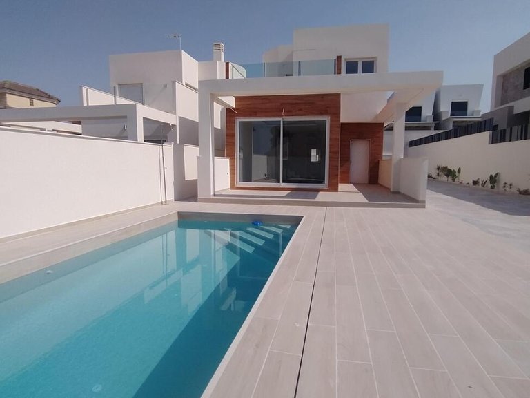 Penthouse for Sale in Costa Blanca Torrevieja, Alicante 1