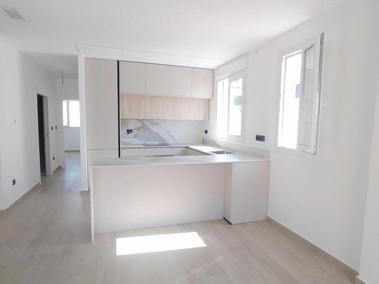 Penthouse for Sale in Costa Blanca Torrevieja, Alicante 16