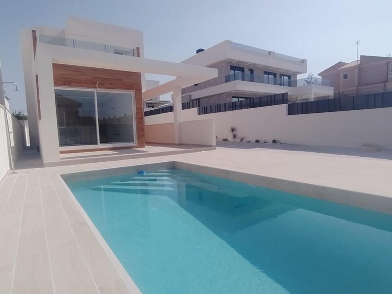 Penthouse for Sale in Costa Blanca Torrevieja, Alicante 2