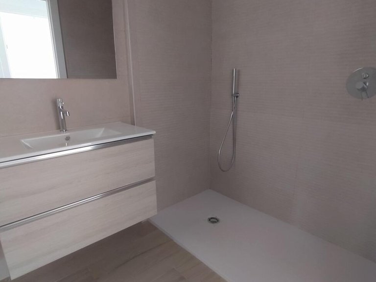 Penthouse for Sale in Costa Blanca Torrevieja, Alicante 34