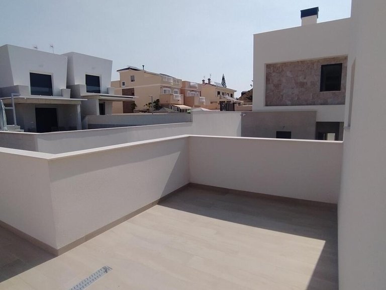 Penthouse for Sale in Costa Blanca Torrevieja, Alicante 45