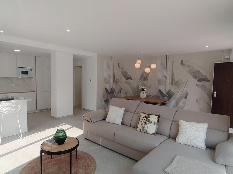 Apartment for Sale in Costa Blanca Torrevieja, Alicante 2