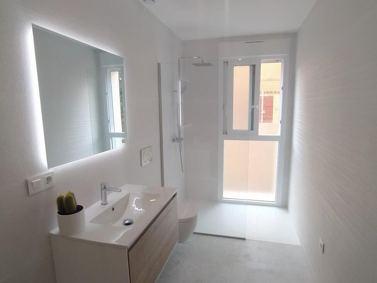 Apartment for Sale in Costa Blanca Torrevieja, Alicante 22