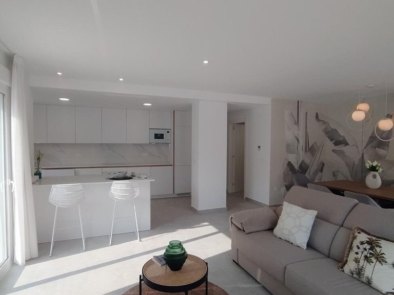 Apartment for Sale in Costa Blanca Torrevieja, Alicante 3