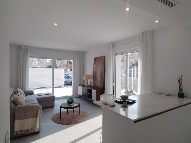 Apartment for Sale in Costa Blanca Torrevieja, Alicante 8