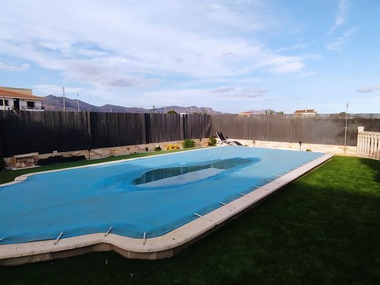 Villa for Sale in Inland Orihuela, Alicante 39