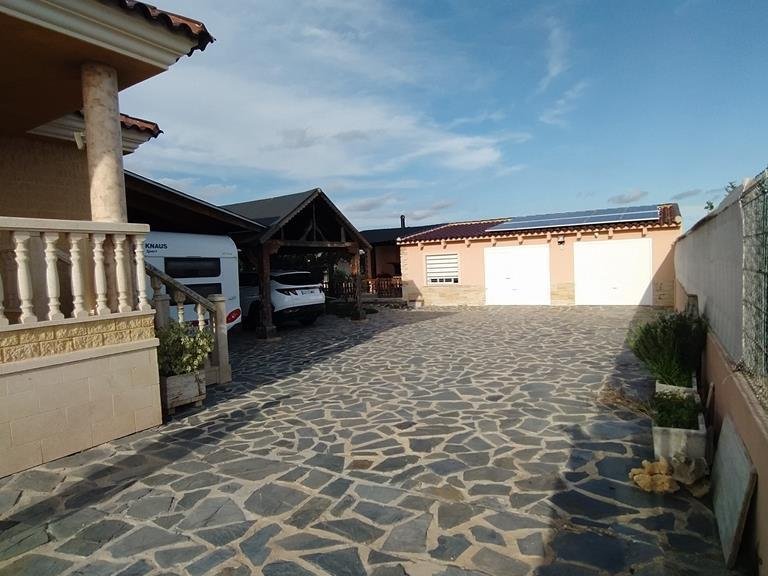 Villa for Sale in Inland Orihuela, Alicante 45