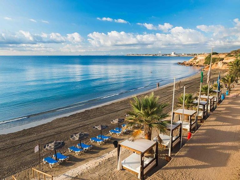 Villa for Sale in Costa Blanca Los Montesinos, Alicante 44