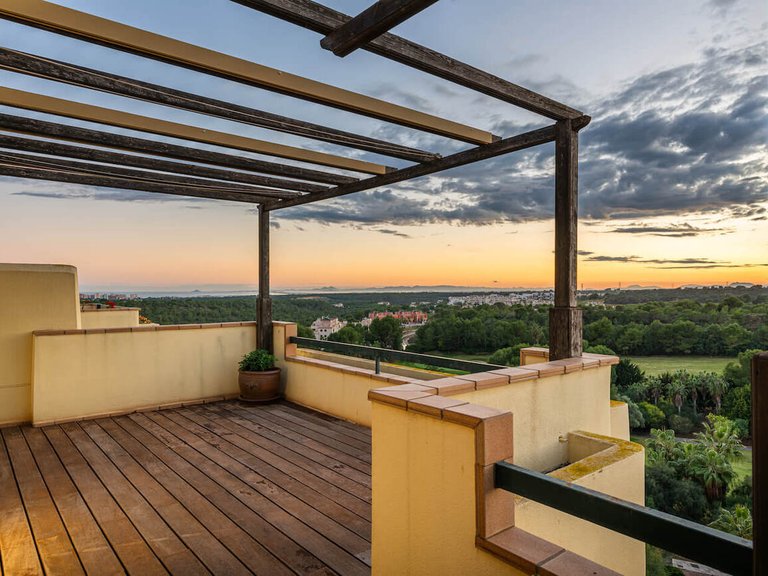 Apartment for Sale in Costa Blanca Orihuela Costa, Alicante 2