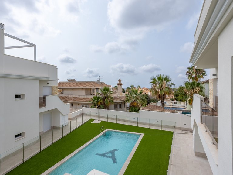 Apartment for Sale in Costa Blanca Villamartin, Alicante 31