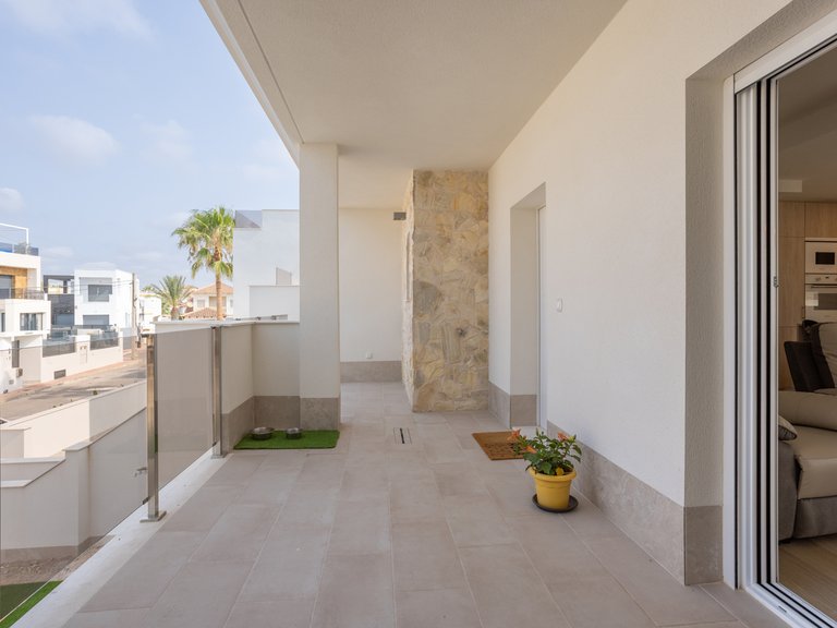 Apartment for Sale in Costa Blanca Villamartin, Alicante 9