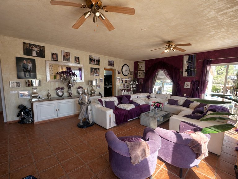 Villa for Sale in Inland Castalla, Alicante 3