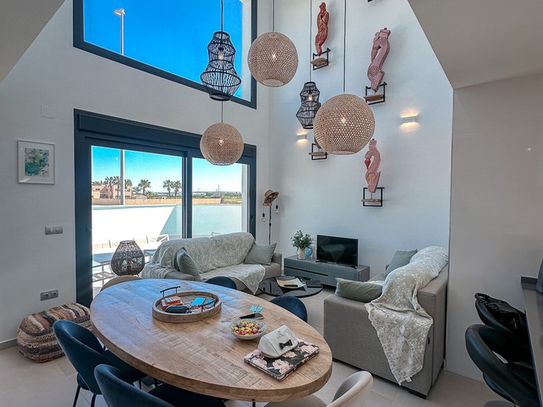 Villa for Sale in Costa Blanca Daya Vieja, Alicante 17