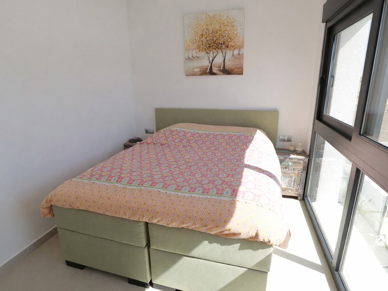 Villa for Sale in Costa Blanca Daya Vieja, Alicante 29