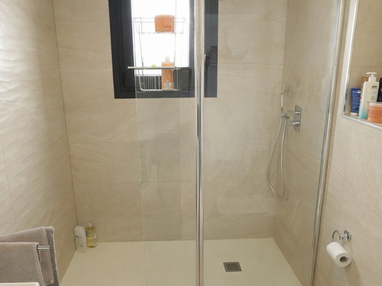 Villa for Sale in Costa Blanca Daya Vieja, Alicante 32