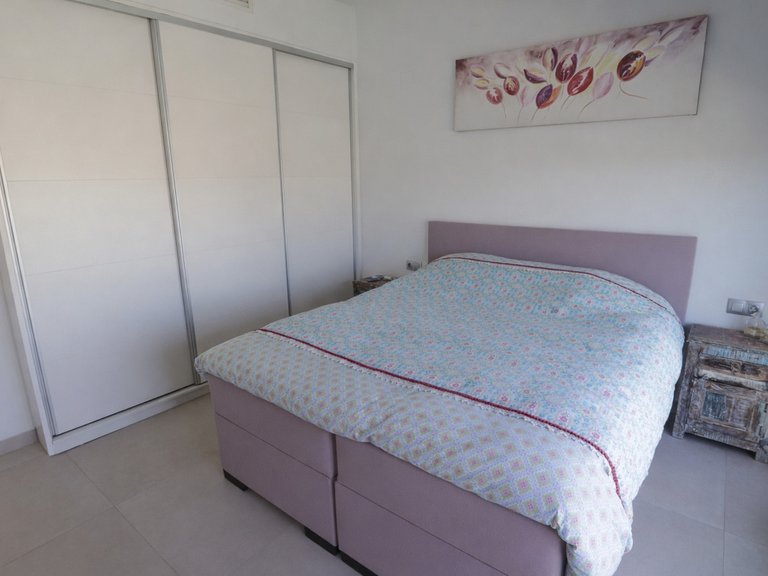 Villa for Sale in Costa Blanca Daya Vieja, Alicante 33