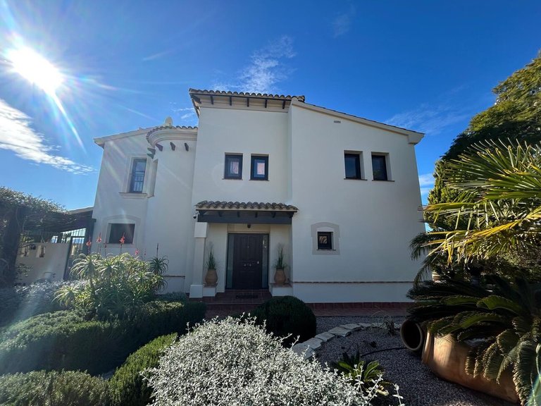 Villa for Sale in Hacienda Del Alamo, Murcia 4