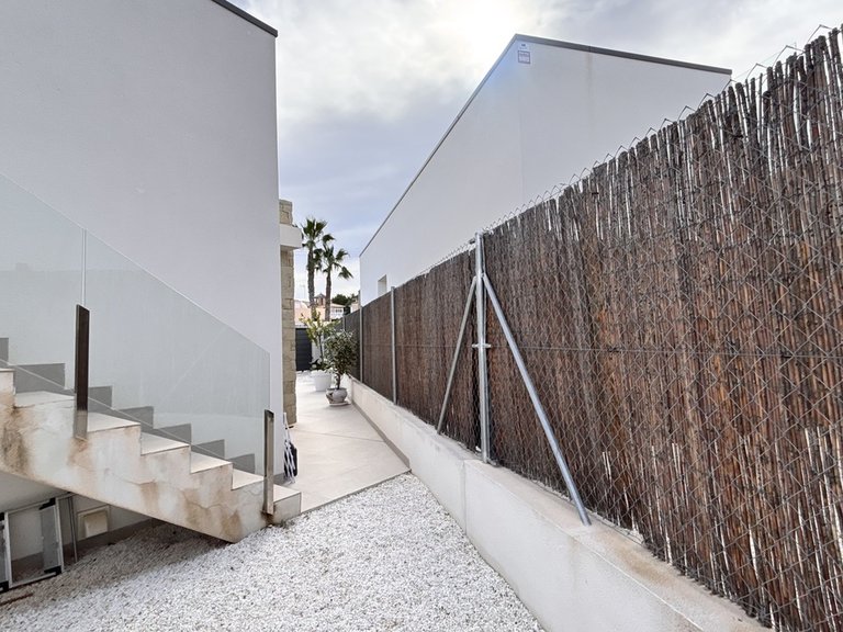 Villa for Sale in Inland San Miguel De Salinas, Alicante 10