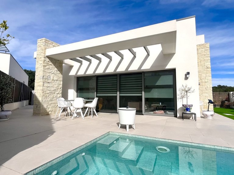 Villa for Sale in Inland San Miguel De Salinas, Alicante 14