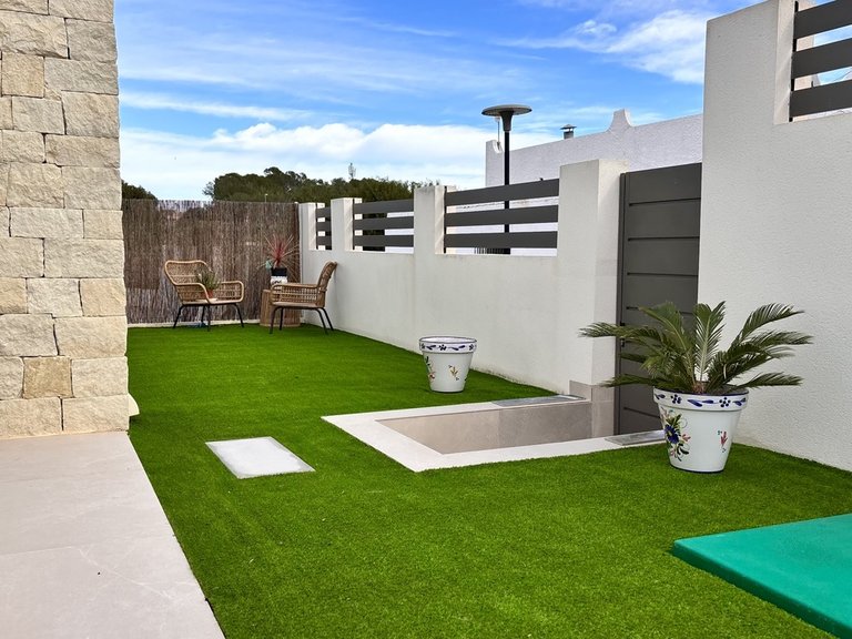 Villa for Sale in Inland San Miguel De Salinas, Alicante 4