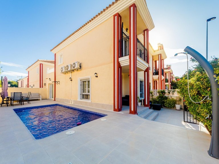Town House for Sale in Costa Blanca Dehesa De Campoamor, Alicante 3