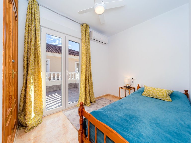 Town House for Sale in Costa Blanca Dehesa De Campoamor, Alicante 10