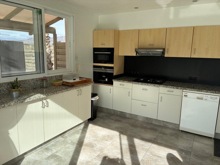 Villa for Sale in Inland Crevillent, Alicante 5