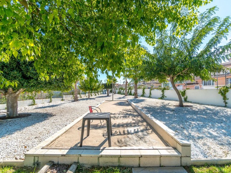 Town House for Sale in Costa Blanca Villamartin, Alicante 34