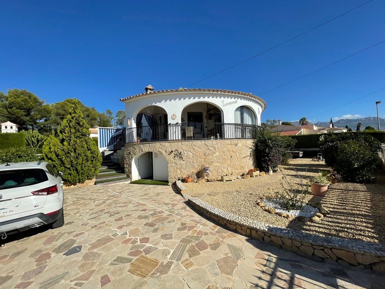 Villa for Sale in Costa Blanca Alfas Del Pi, Alicante 2