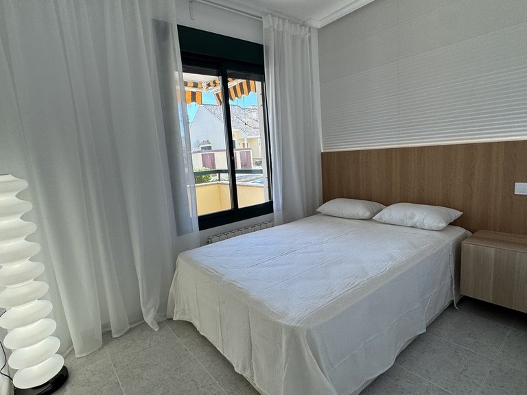 Apartment for Sale in Lomas De Campoamor, Alicante 11