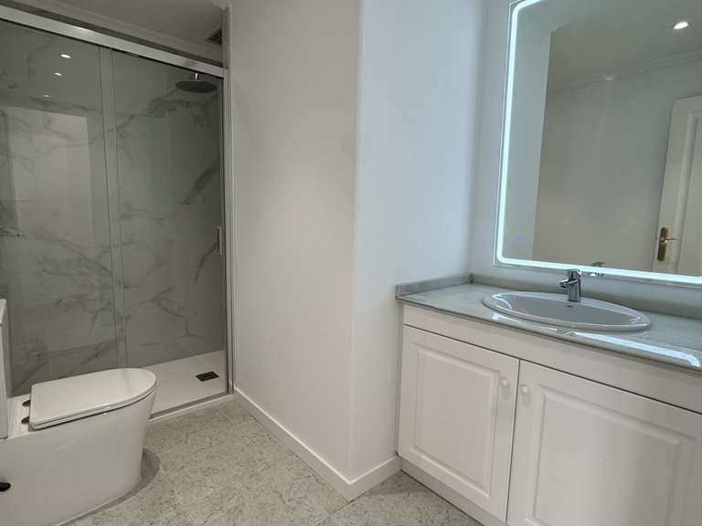 Apartment for Sale in Lomas De Campoamor, Alicante 15