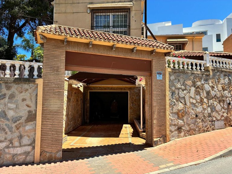 Villa for Sale in Costa Blanca Los Balcones, Alicante 28