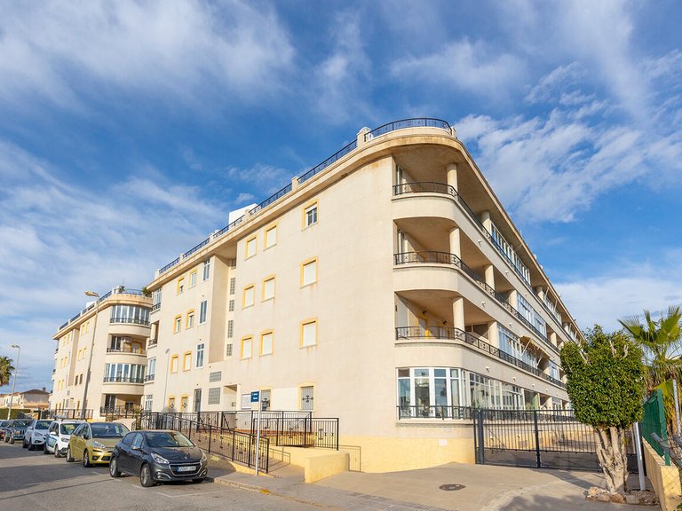 Apartment for Sale in Orihuela Costa, Alicante 15