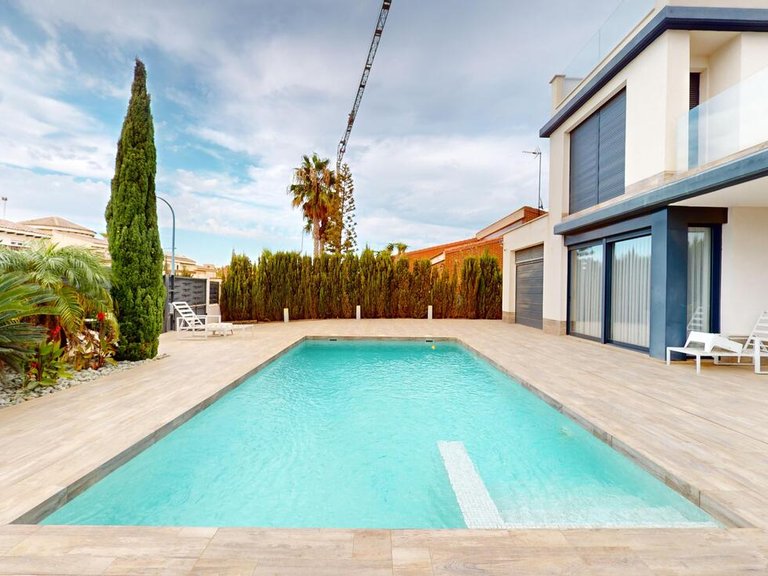 Villa for Sale in Costa Calida Playa Honda, Murcia 1
