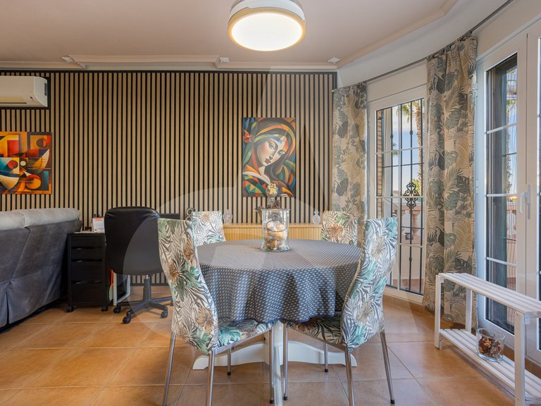 Villa for Sale in Costa Blanca Guardamar Del Segura, Alicante 2
